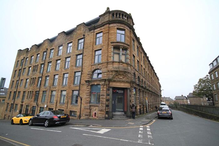 1 Bedroom Apartment To Rent In Woolston Warehouse, Grattan Road, Bradford, BD1