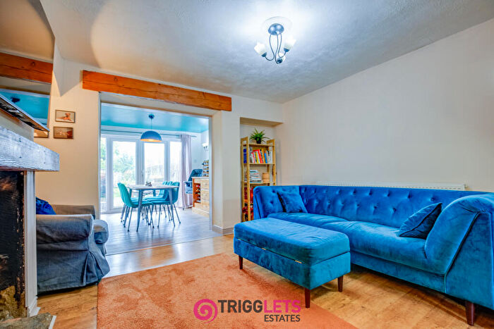 2 Bedroom Terraced House For Sale In Hesley Lane, Thorpe Hesley, S61