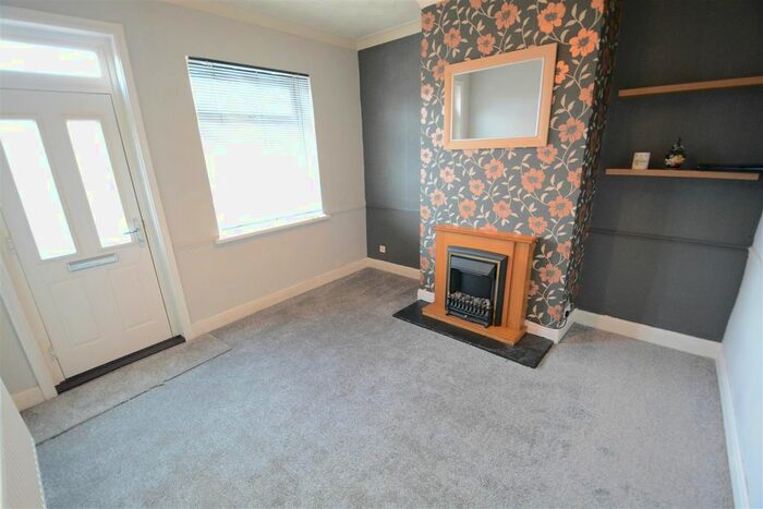 2 Bedroom Property To Rent In Preston Yard, Micklegate, Selby YO8