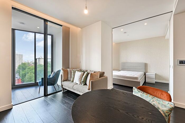 1 Bedroom Flat To Rent In Damac Tower, Nine Elms, London, SW8