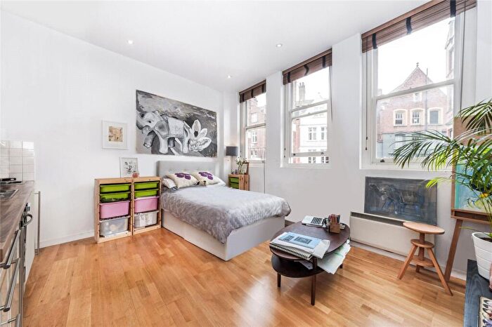 Flat To Rent In Hampstead High Street, Hampstead, NW3