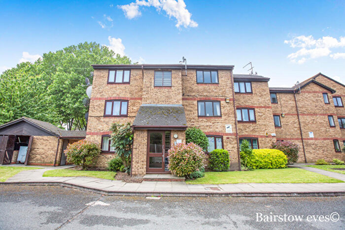 1 Bedroom Flat To Rent In Britten Court, Abbey Lane, Stratford, E15