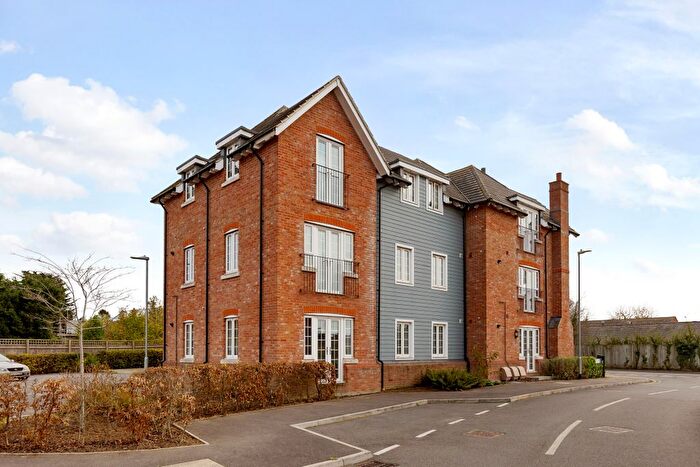 Block Of Flats For Sale In Novello Close, Sevenoaks, TN15