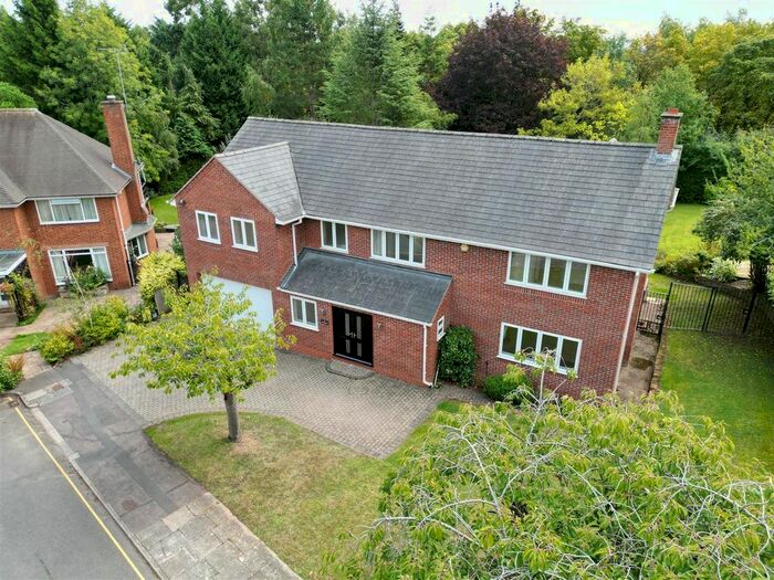 5 Bedroom Detached House To Rent In Leighton Close, Gibbet Hill, Coventry, CV4