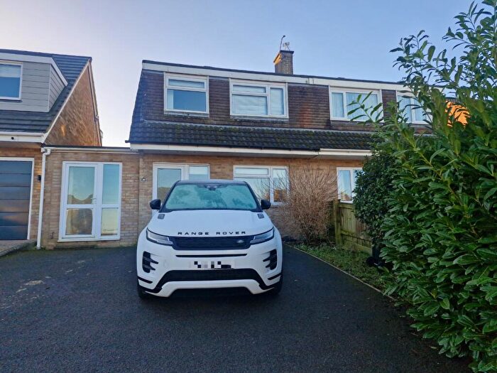 3 Bedroom Semi-Detached House For Sale In Woodview, Paulton, Bristol, Somerset, BS39