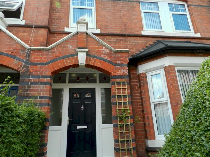 4 Bedroom Town House To Rent In Burford Road, Nottingham, Nottinghamshire, NG7