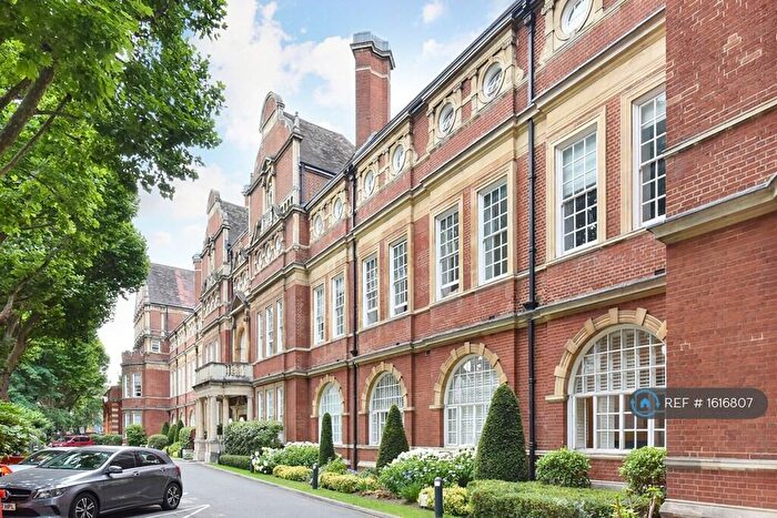 1 Bedroom Flat To Rent In Kingsway Square, London, SW11