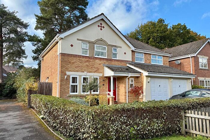 5 Bedroom Detached House For Sale In Hillmeadow, Verwood, ., BH31