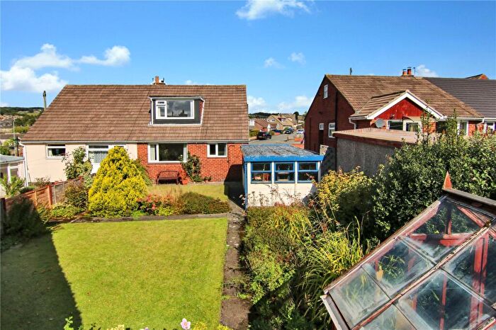 3 Bedroom Semi-Detached House For Sale In Craven Avenue, Silsden, BD20