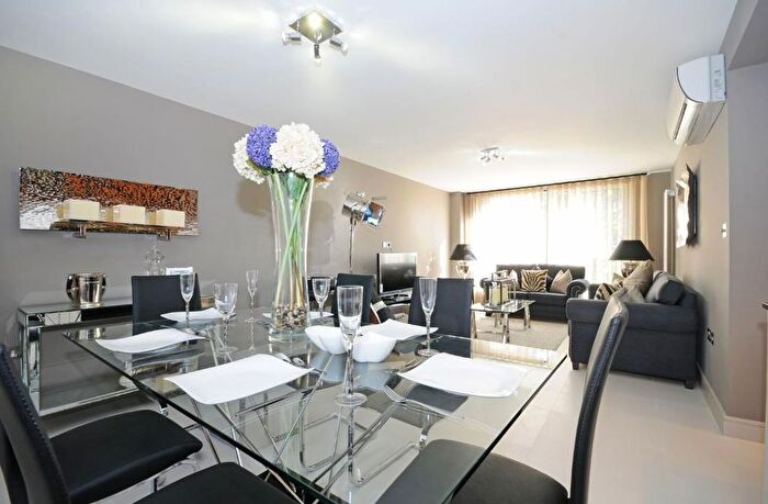 3 Bedroom Flat To Rent In Boydell Court, St Johns Wood Park, NW8