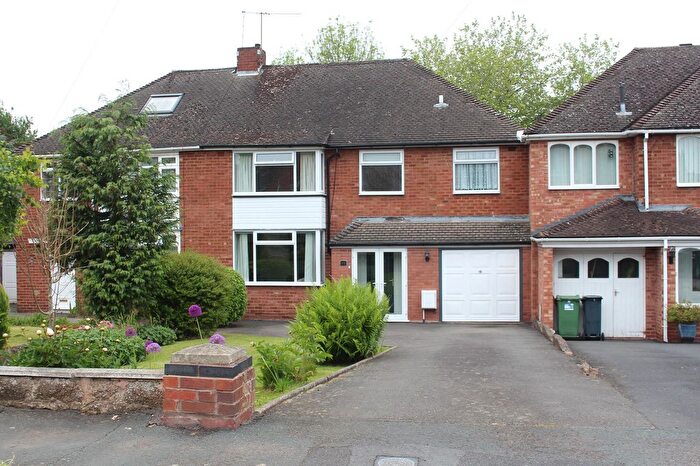 5 Bedroom Semi-Detached House For Sale In Court Crescent, Kingswinford, DY6