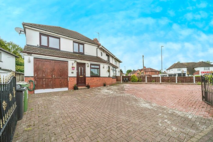 4 Bedroom Property To Rent In Wallows Lane, Walsall, WS2