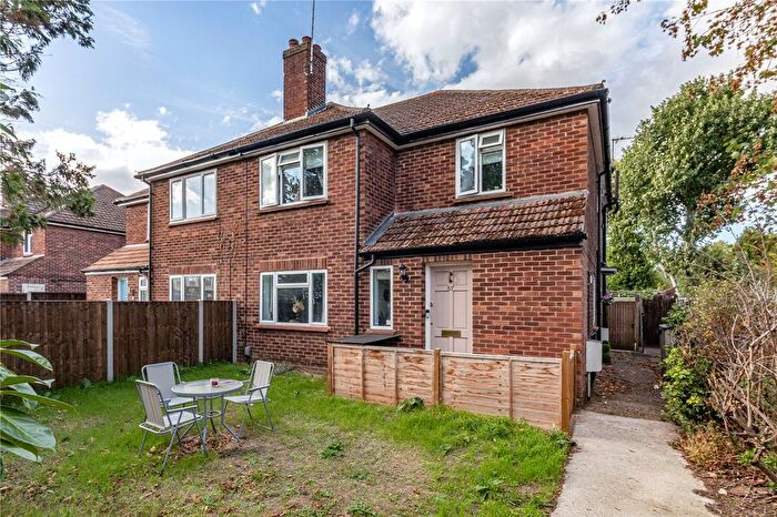 2 Bedroom Maisonette For Sale In High Road, Byfleet, West Byfleet, Surrey, KT14