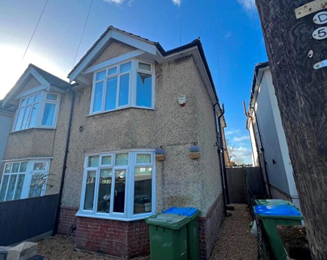 2 Bedroom House To Rent In Bursledon Road, Southampton, SO19