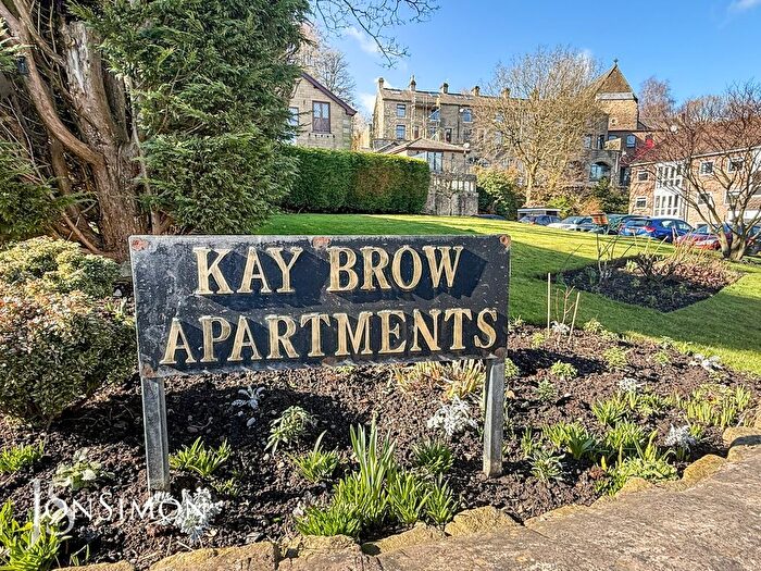 2 Bedroom Flat For Sale In Kay Brow, Ramsbottom, Bury, BL0