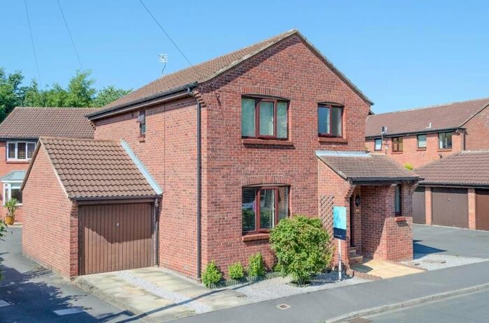 3 Bedroom Detached House To Rent In Weddall Close, Tadcaster Road, York YO24