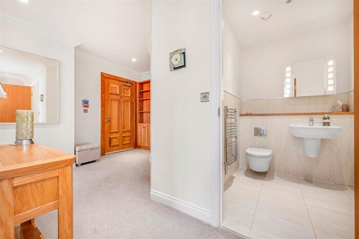 2 Bedroom Apartment For Sale In Woodland Drive, Great Alne, Alcester, B49