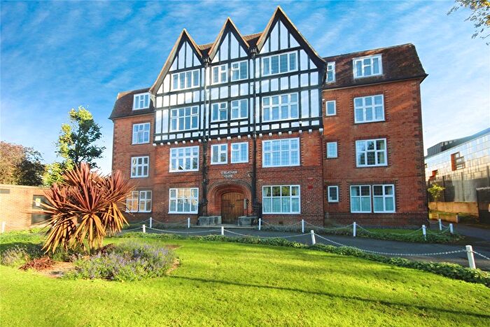 2 Bedroom Flat To Rent In Streatham Close, London, SW16