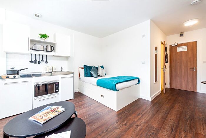 1 Bedroom Studio To Rent In Park Street, Luton, LU1