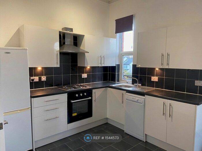 1 Bedroom Flat To Rent In Alexandra Road, Sale, M33