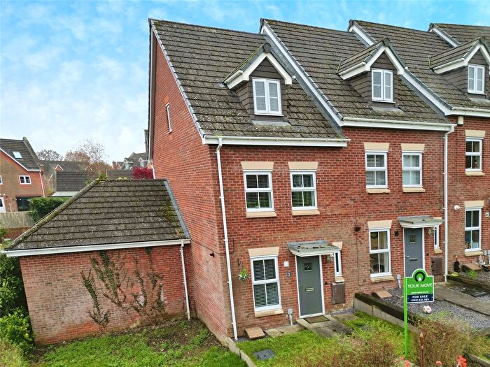 3 Bedroom End Of Terrace House For Sale In Upper Well Close, Oswestry, SY11