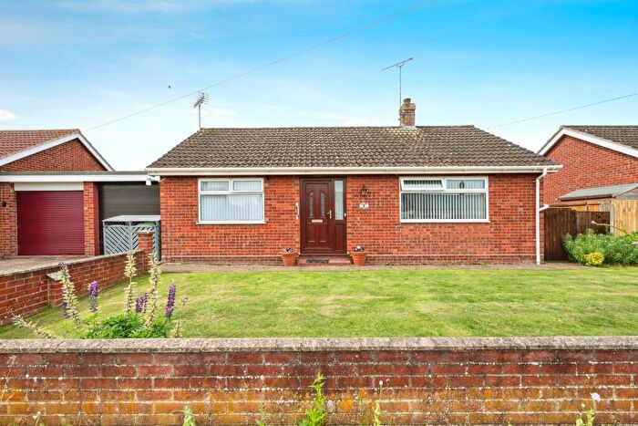 2 Bedroom Detached Bungalow For Sale In Pightle Way, Lyng, Norwich, NR9