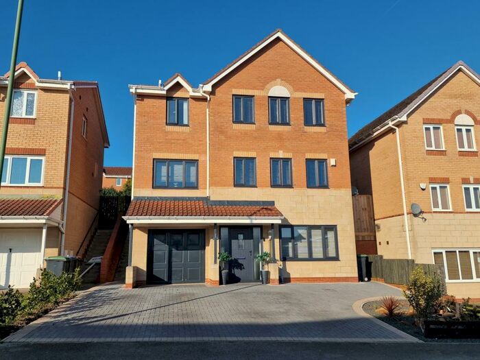 4 Bedroom Detached House For Sale In Langdon Close, Consett, DH8