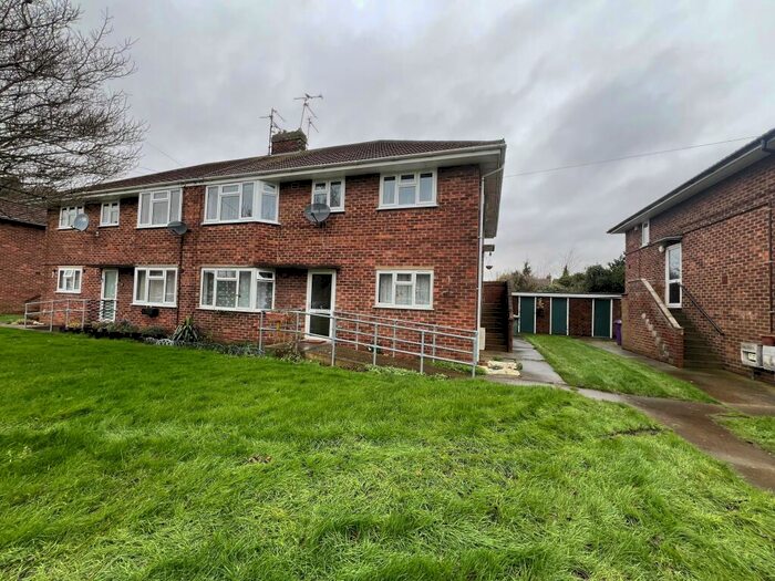 2 Bedroom Flat To Rent In Bartol Crescent, Boston, PE21