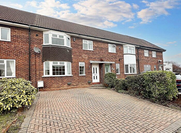 3 Bedroom Terraced House To Rent In Hill Crescent, Brogborough, MK43