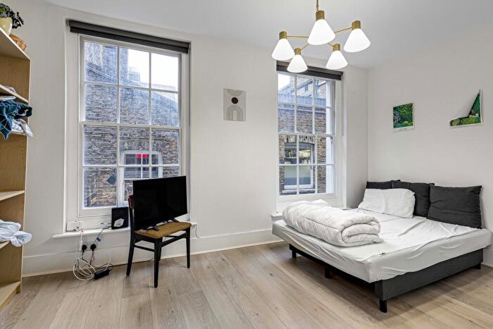 1 Bedroom Flat To Rent In Artillery Passage, London, E1