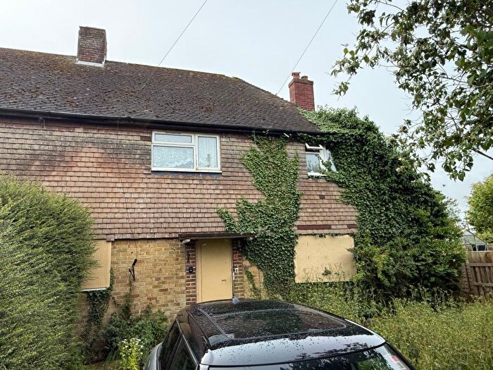 3 Bedroom Semi Detached House For Sale In Mattison Place, Wormshill, Sittingbourne, Kent, ME9