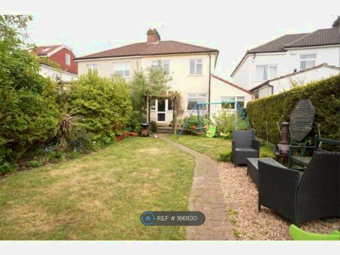 5 Bedroom Semi-Detached House To Rent In Fishponds, Bristol, BS16