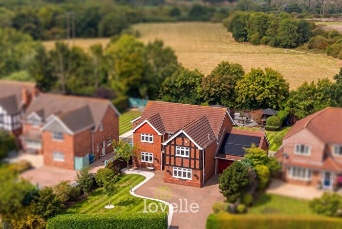 4 Bedroom Detached House For Sale In Cheltenham Way, Cleethorpes, DN35