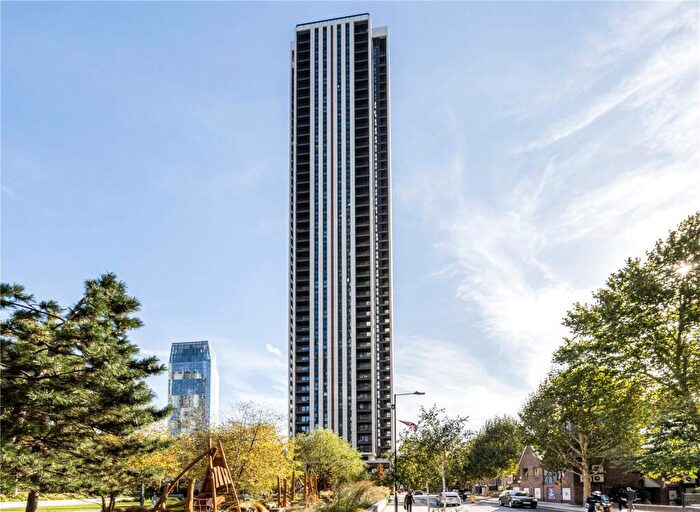 1 Bedroom Apartment To Rent In Marsh Wall, London, E14