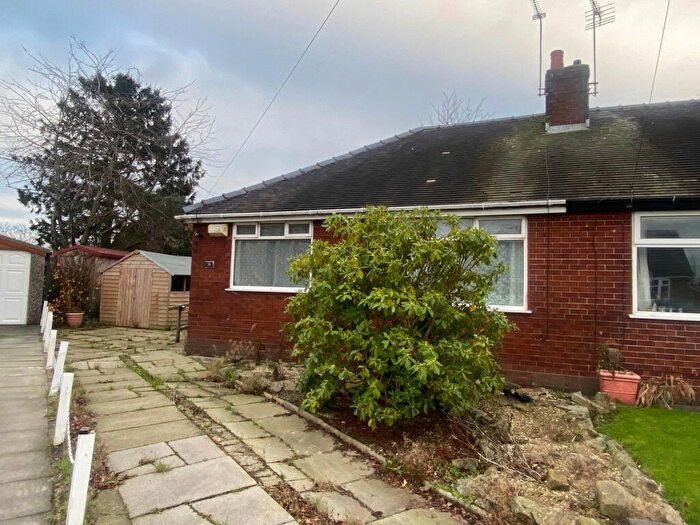2 Bedroom Semi-Detached Bungalow For Sale In Conway Grove, Chadderton, OL9