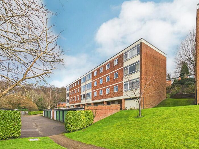 2 Bedroom Apartment For Sale In Green Hill Gate, High Wycombe, Buckinghamshire, HP13