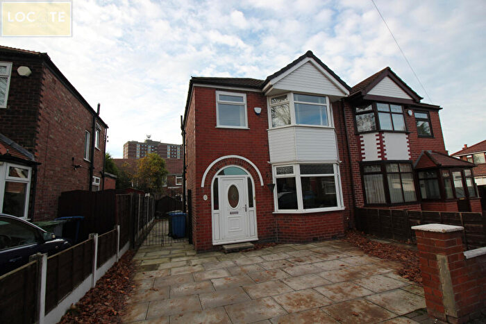 3 Bedroom Semi-Detached House For Sale In Audley Avenue, Stretford, M32