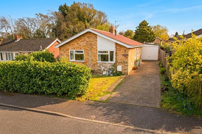2 Bedroom Detached Bungalow For Sale In Oaklands, Framingham Earl, Norwich, NR14