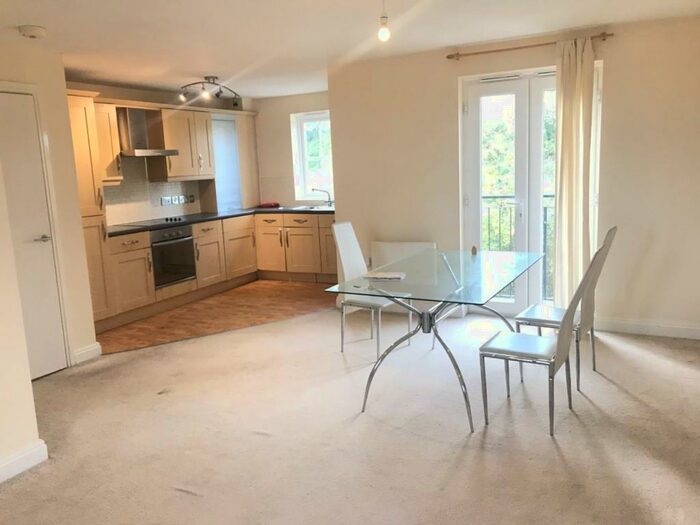 2 Bedroom Flat To Rent In Tenby Grove, Kingsmead, Milton Keynes, MK4