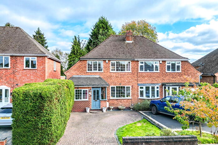 4 Bedroom Semi-Detached House For Sale In Ufton Crescent, Shirley, B90