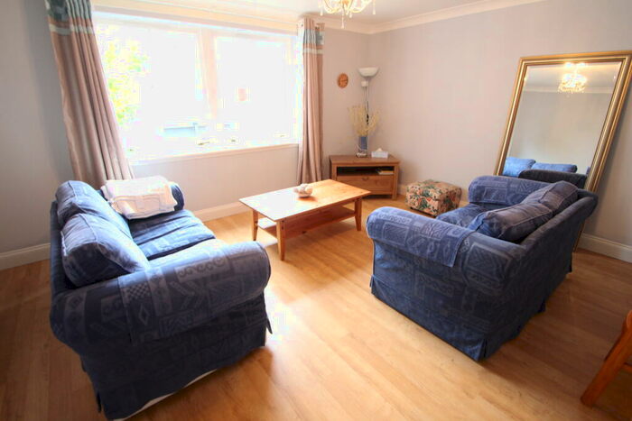 2 Bedroom Apartment To Rent In St Andrews Square, Merchant City, G1