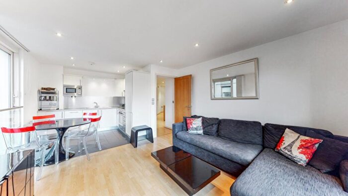 2 Bedroom Apartment To Rent In Brewhouse Yard, EC1V