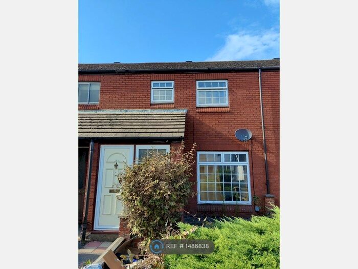 3 Bedroom Terraced House To Rent In Orts Road, Reading, RG1