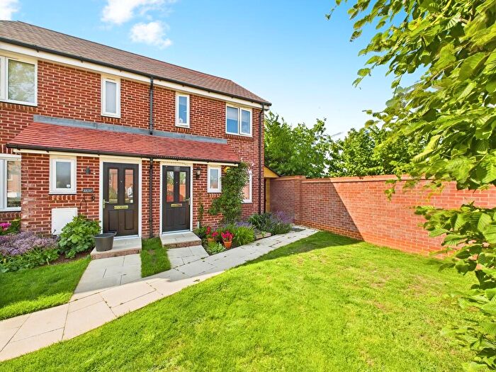 2 Bedroom Semi-Detached House For Sale In Rhodes Way, Billingshurst, RH14