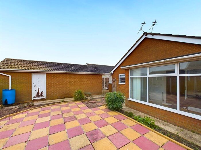3 Bedroom Detached Bungalow For Sale In High Street, Mablethorpe, LN12