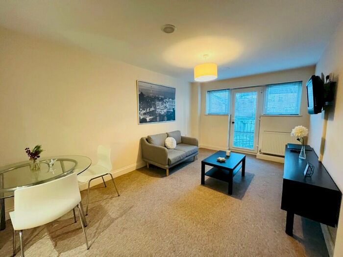 1 Bedroom Apartment To Rent In Dudley Street, Luton, Bedfordshire, LU2