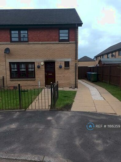 3 Bedroom Semi-Detached House To Rent In Glenshee Gardens, Glasgow, G31