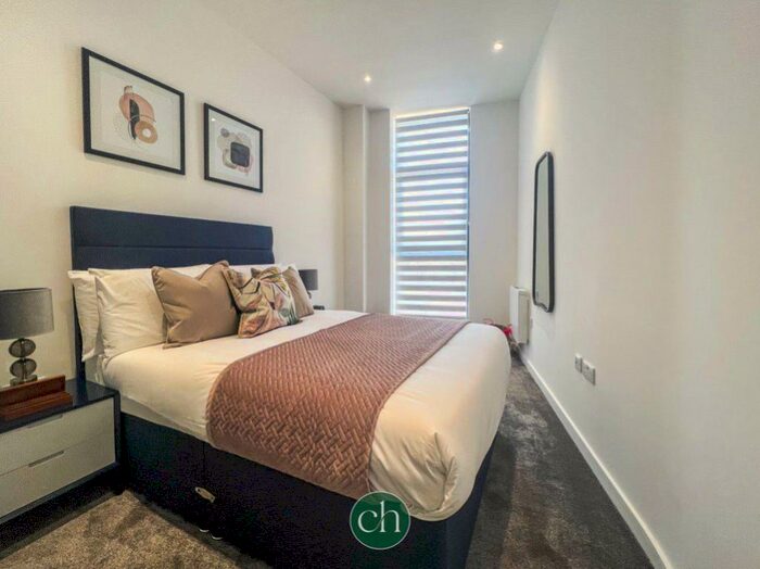 1 Bedroom Flat To Rent In North Star House, Town Centre, Swindon, SN2