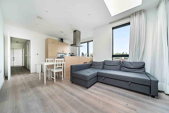 1 Bedroom Flat For Sale In Bardsley Lane, Greenwich, SE10