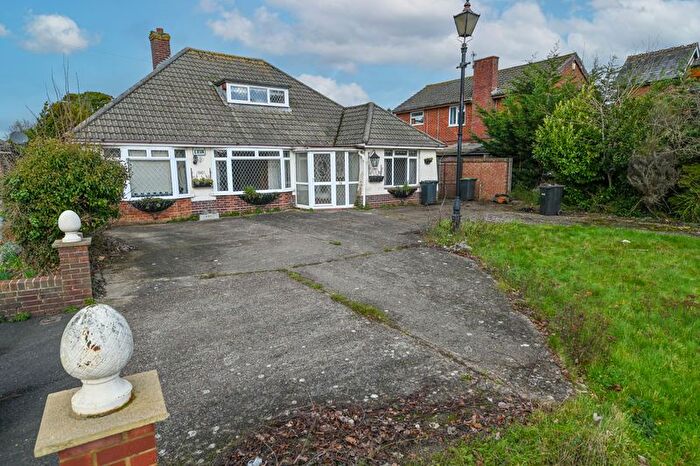 3 Bedroom Detached Bungalow For Sale In Havant Road, Emsworth, PO10